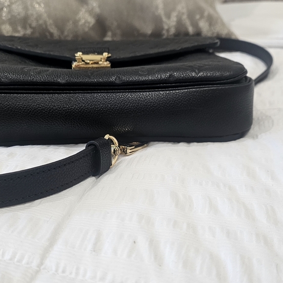 LV Metis MM M41487 - Picture 6 of 6